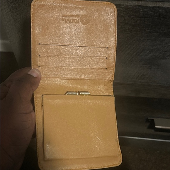 Auth Fendi zucca Tan and Black Monogram Card Holder - Picture 3 of 4